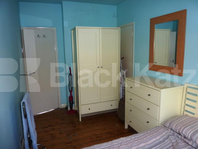 			NEW INSTRUCTION!, 1 Bedroom, 1 bath, 1 reception Flat			 Martlett Court, COVENT GARDEN